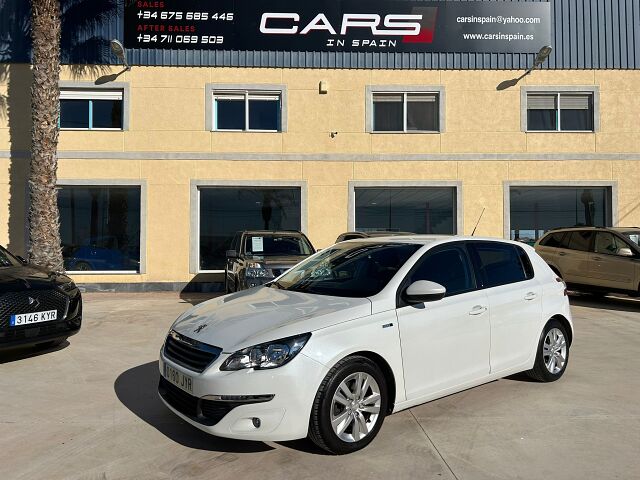 PEUGEOT 308 STYLE 1.2 E-THP AUTO SPANISH LHD IN SPAIN 78000 MILES SUPERB 2017